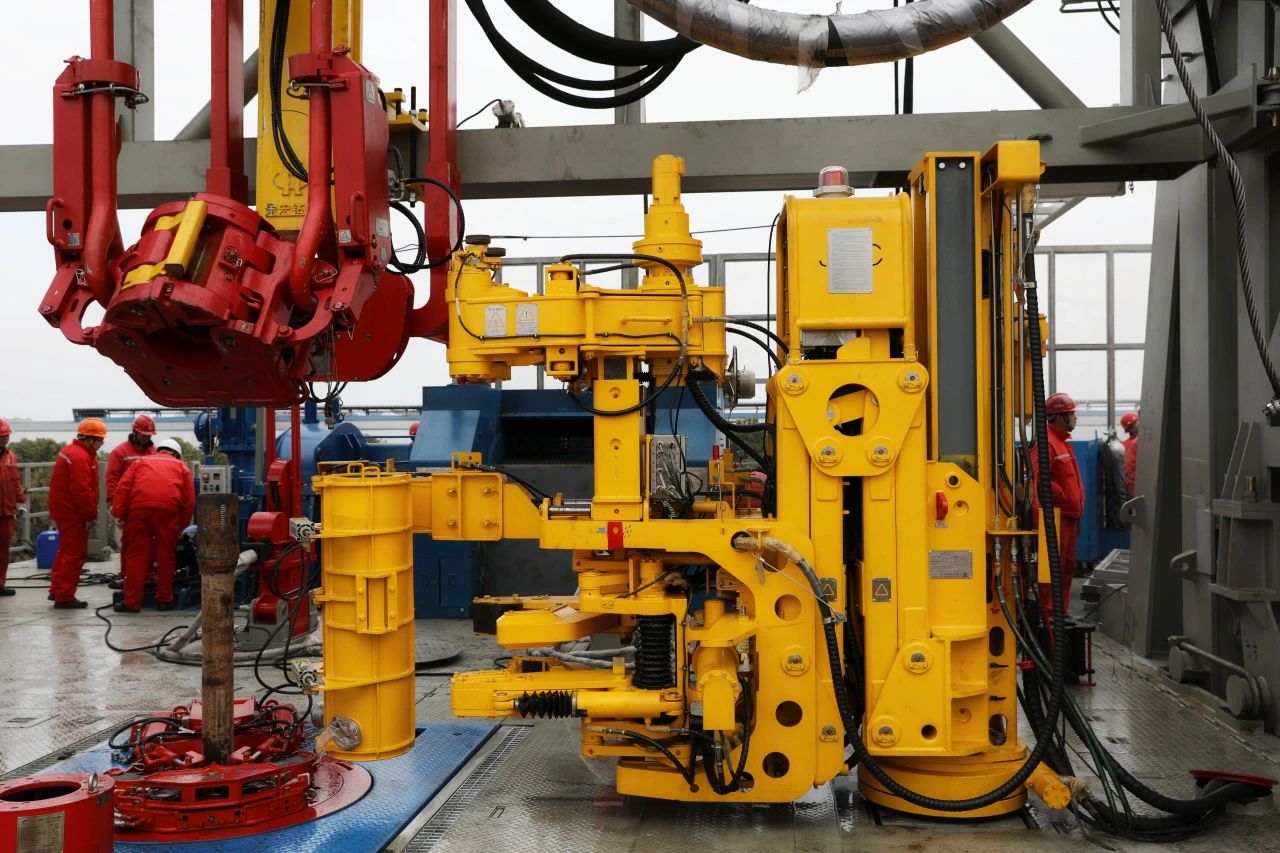 JJC आयरन रफनेक